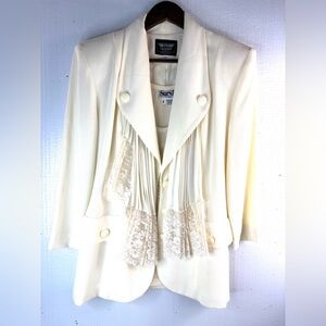 PG Collections by Ginger Bort 6 Chic White Women's Blazer w Lace Accents 2-Piece